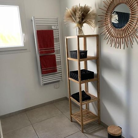 Chambre Avec Salle De Bain Privee Dans Villa Avec Garage Manosque Luaran gambar